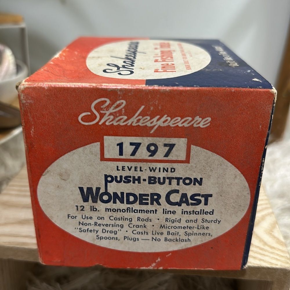 Shakespeare Level-Wind Push Button Wonder Cast No. 1797‎ BOX ONLY Vintage - Picture 5 of 17